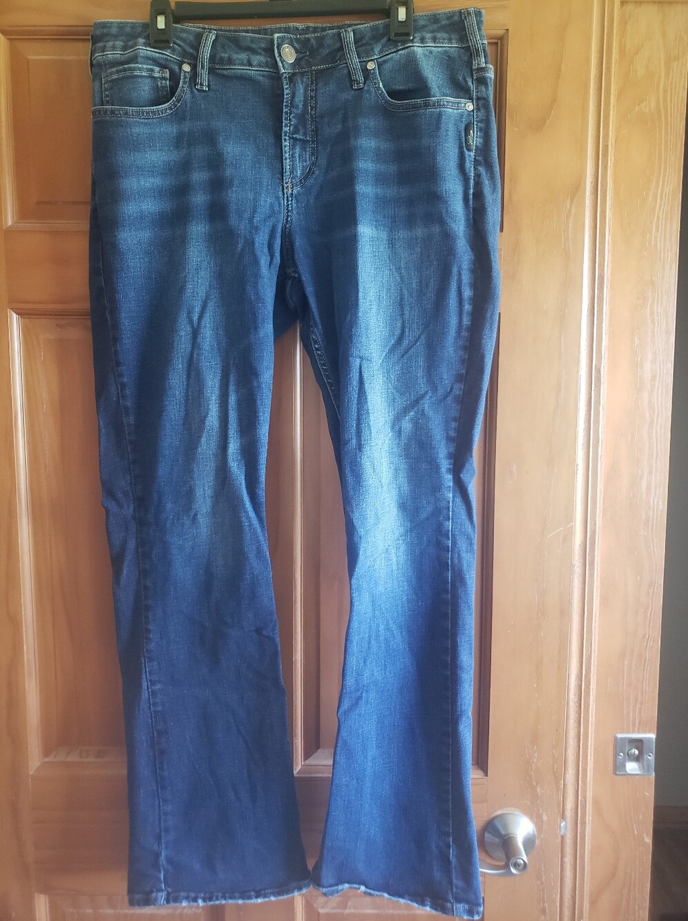 Silver Jeans Co. Women's Suki Slim Bootcut Jeans